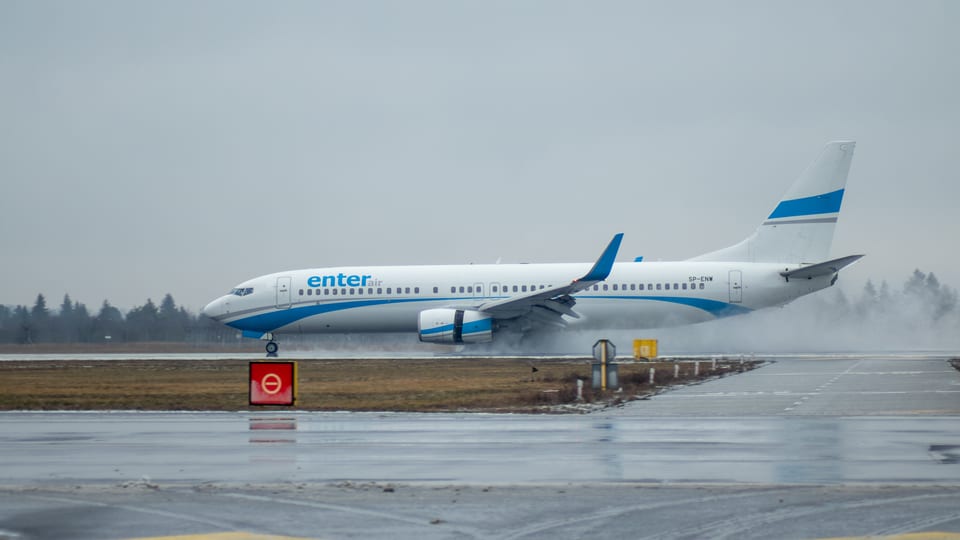 Boeing 737-800 SP-ENW Enter Air – Poznań-Ławica