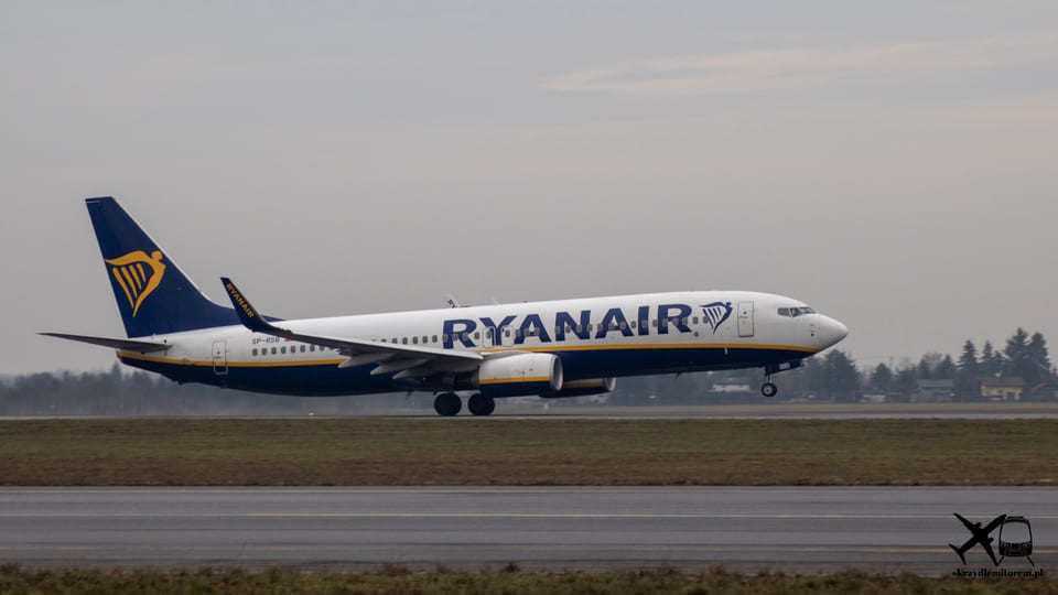 Boeing 737-800 SP-RSB Ryanair – Poznań-Ławica