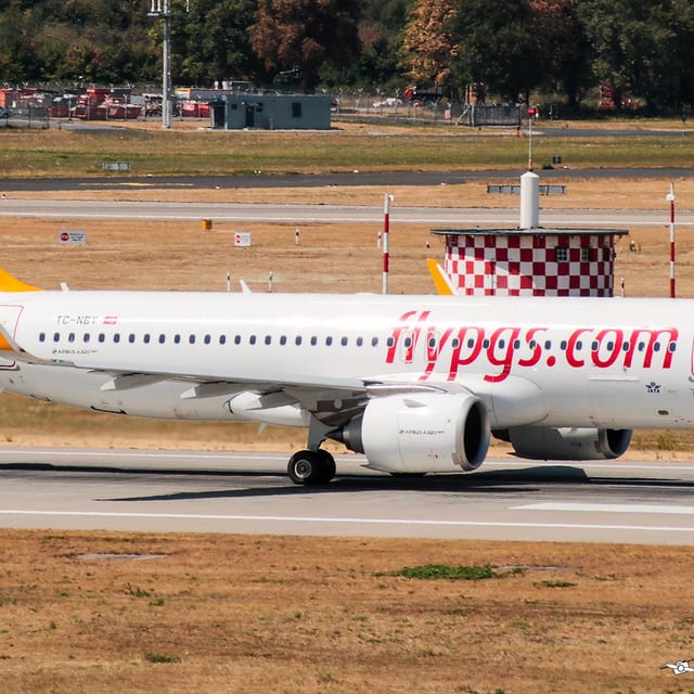 Airbus A320 TC-NBY Pegasus Airlines – Düsseldorf